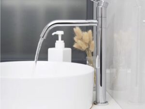 Hög Tvättställsblandare REA LUGANO SLIM Krom